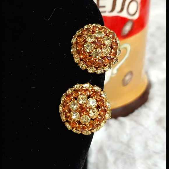 Warner Jewelry - WARNER 3 color yellow amber rhinestone clip on earrings VINTAGE